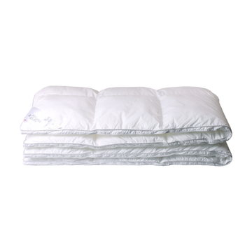 Se tilbud på LYRA Fiberdyne 200x220 cm - Billigt udsalg! Spar op til 55% på dyner. Hurtig levering (1-2 hverdage) & billig fragt. Over 1354 mærker på udsalg.